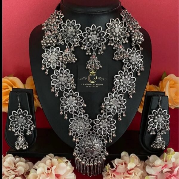 Silver Oxidized Floral Necklace Set